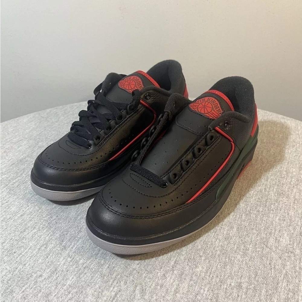 Nike Air Jordan 2 Low Bred Black Sneakers Size 6Y / Women 7.5 BNIB FJ6869-006 - Picture 9 of 10